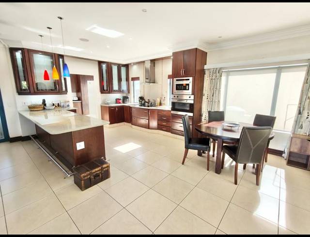 4 BEDROOM HOUSE FOR SALE IN VAAL MARINA